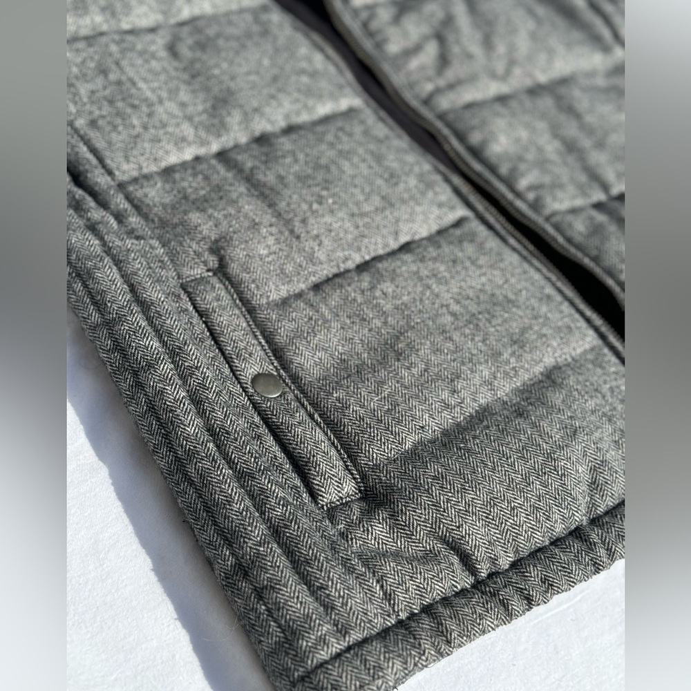 HERRINGBONE VEST - Picture 3 of 3